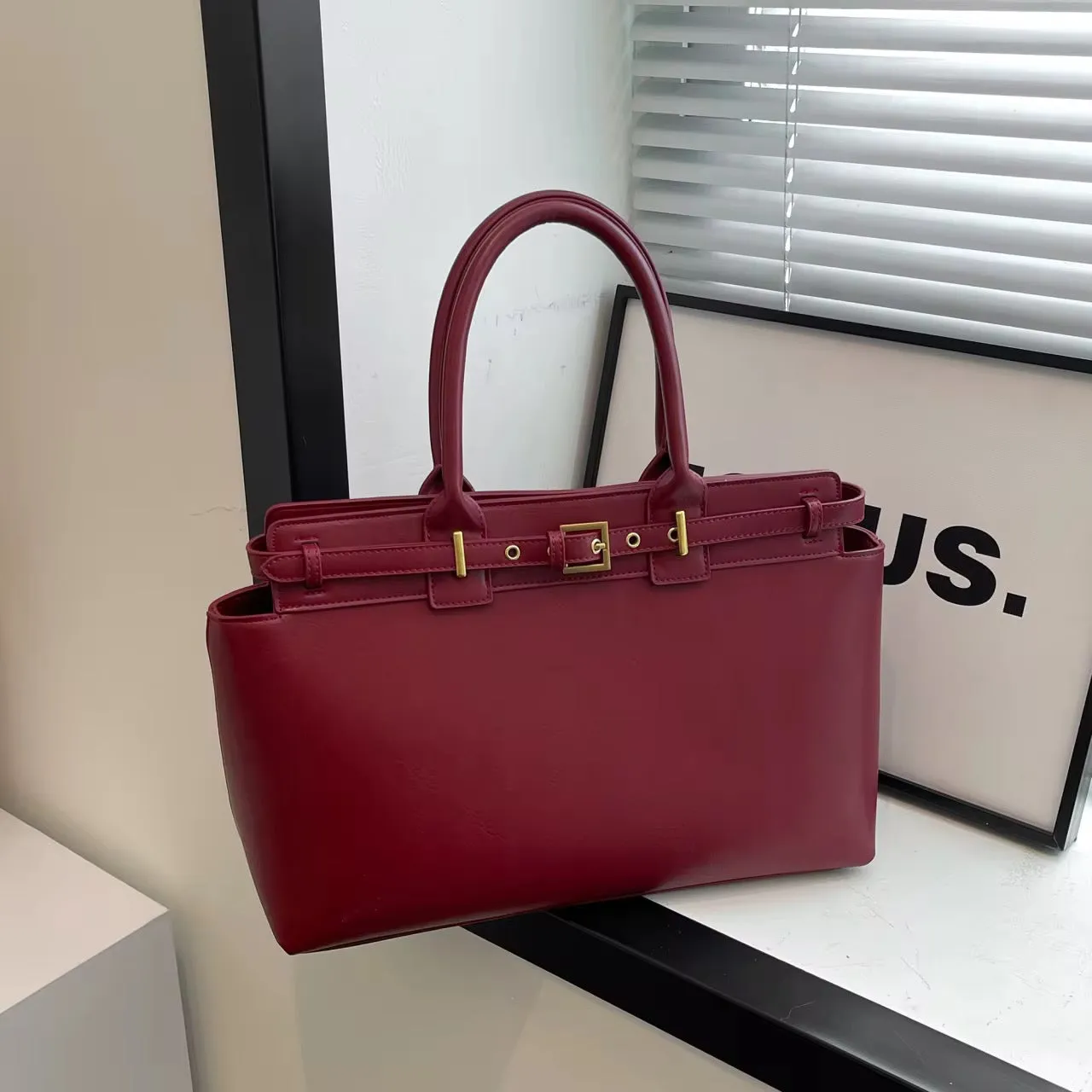 حقائب يد عملية بسعة كبيرة - practical Large Capacity Handbags