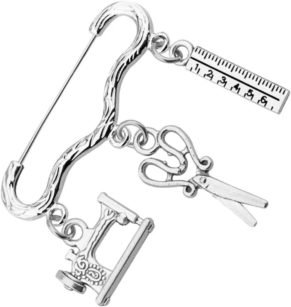 1pc Creative Sewing Machine Brooch Ornament for Tailors Unique Decorative Pin for Clothing Designers Fashion Lovers Any Occasion