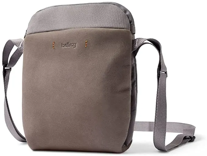 Bellroy Premium City Pouch: Compact, Elegant Urban Accessory