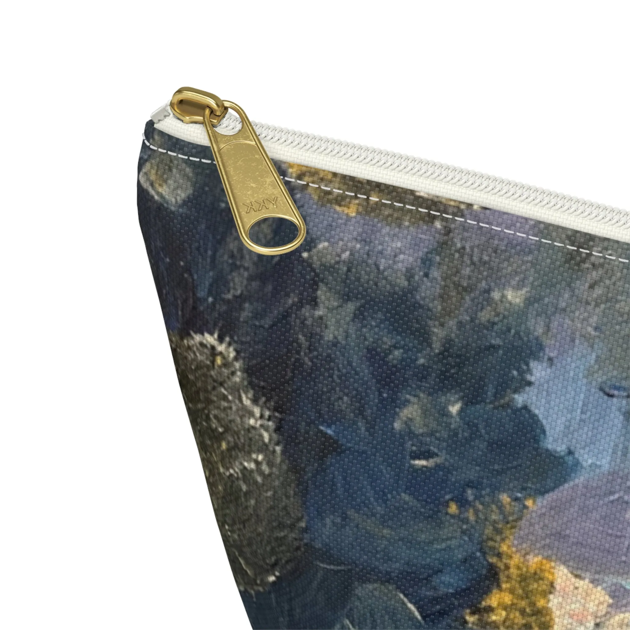 Magic Accessory Pouch w T-bottom