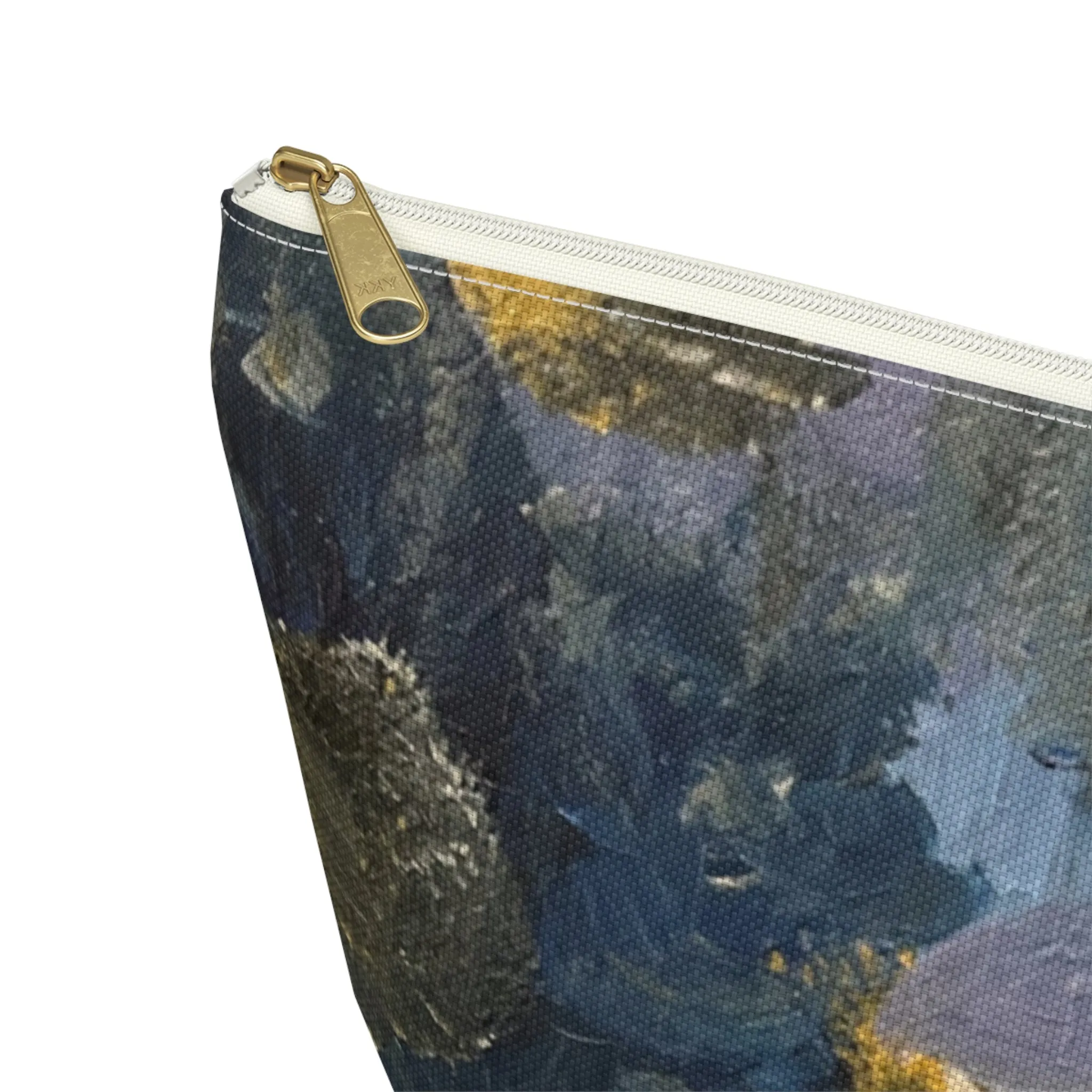 Magic Accessory Pouch w T-bottom