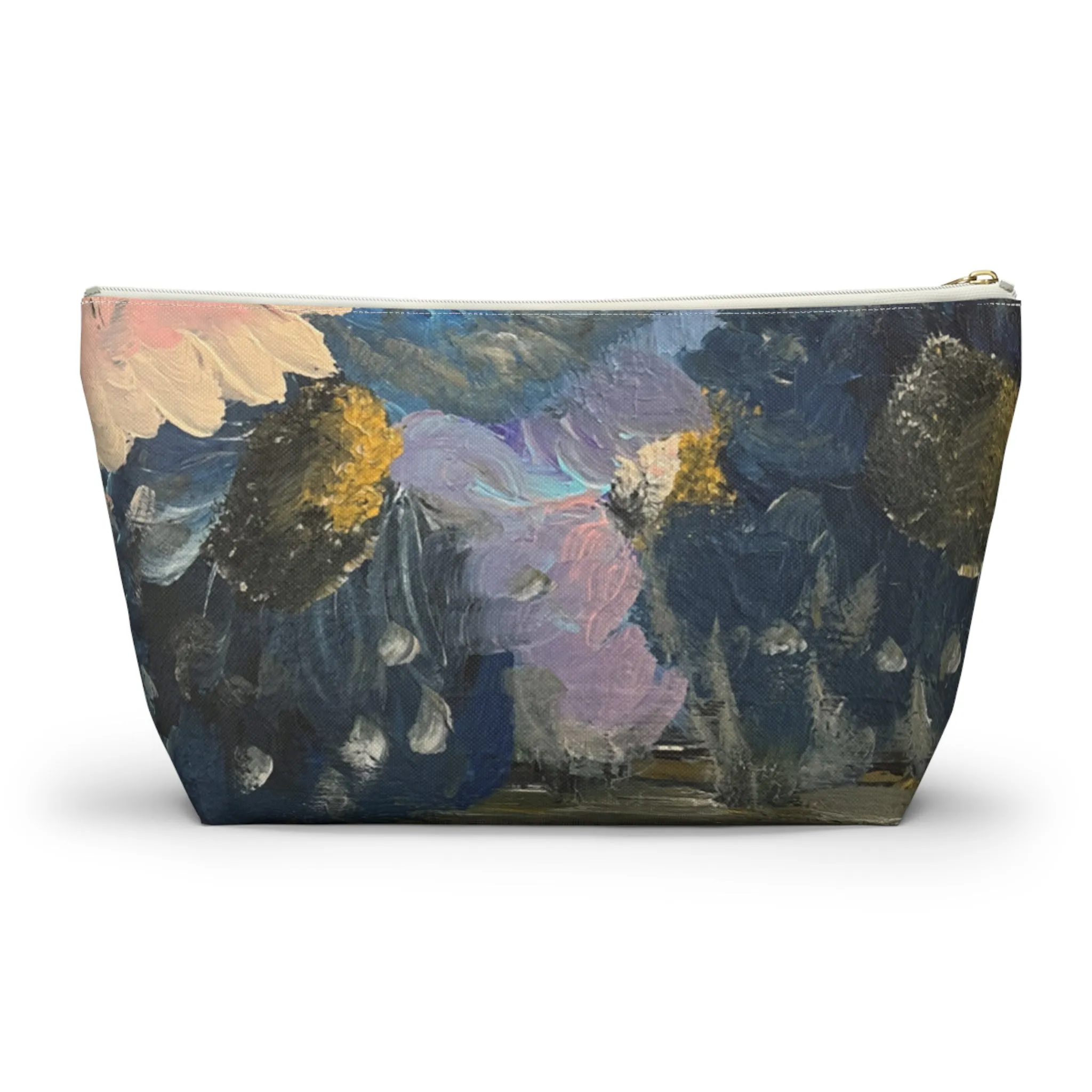 Magic Accessory Pouch w T-bottom
