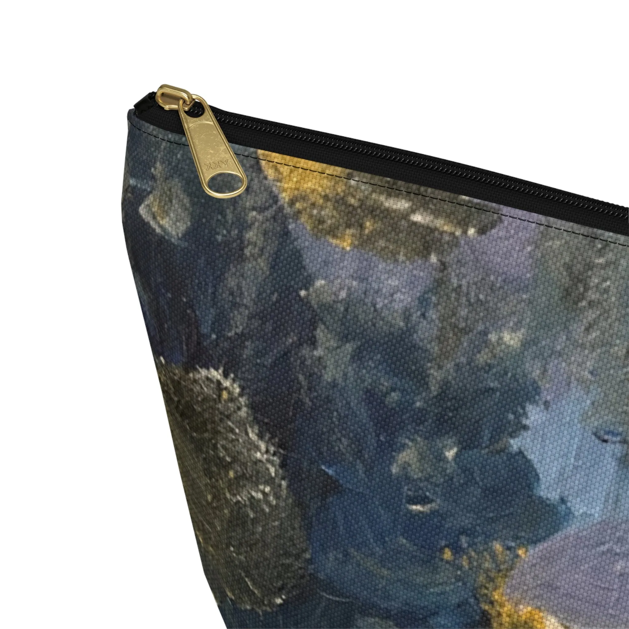 Magic Accessory Pouch w T-bottom