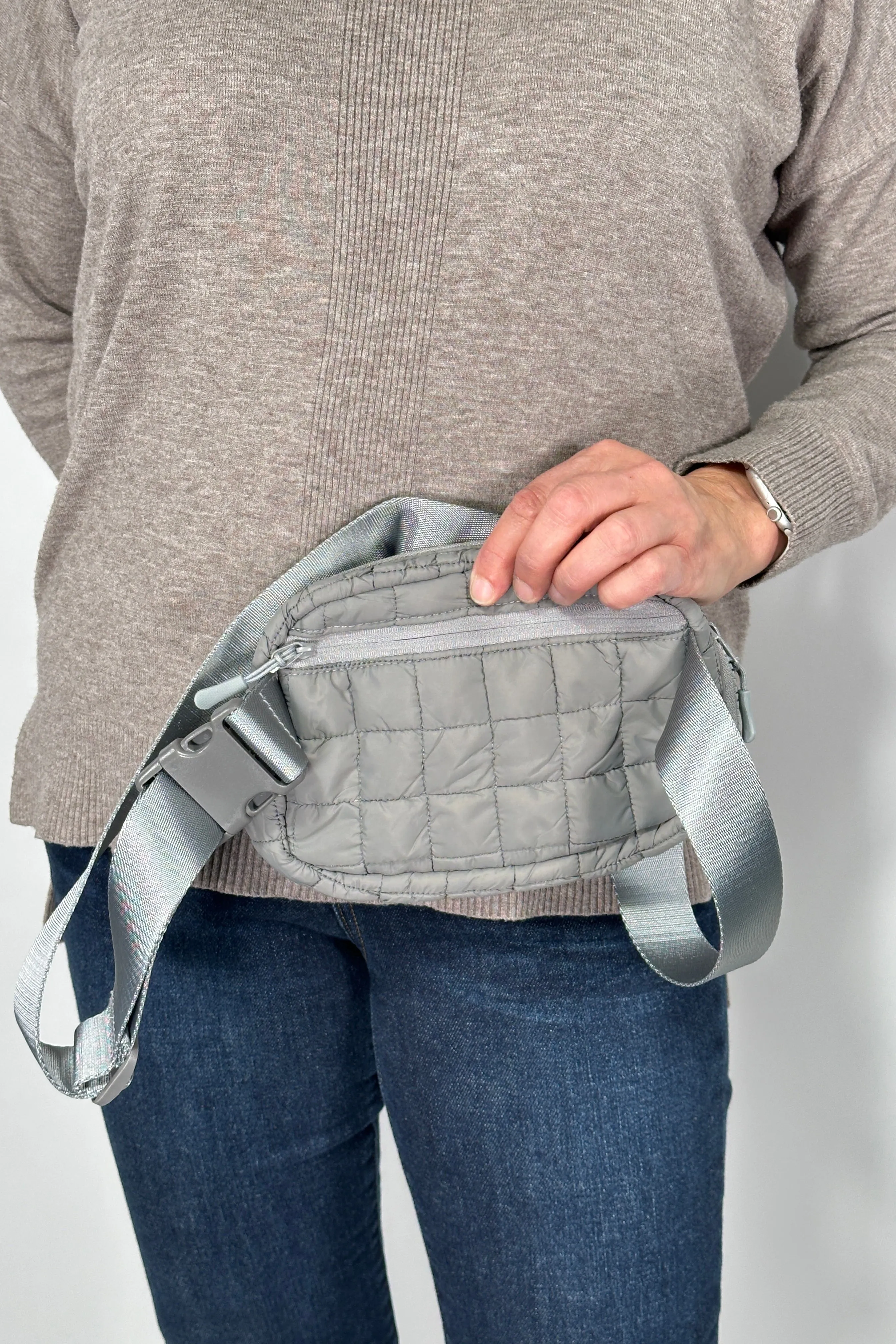 Quilted Puffer Belt Bag - Grey
