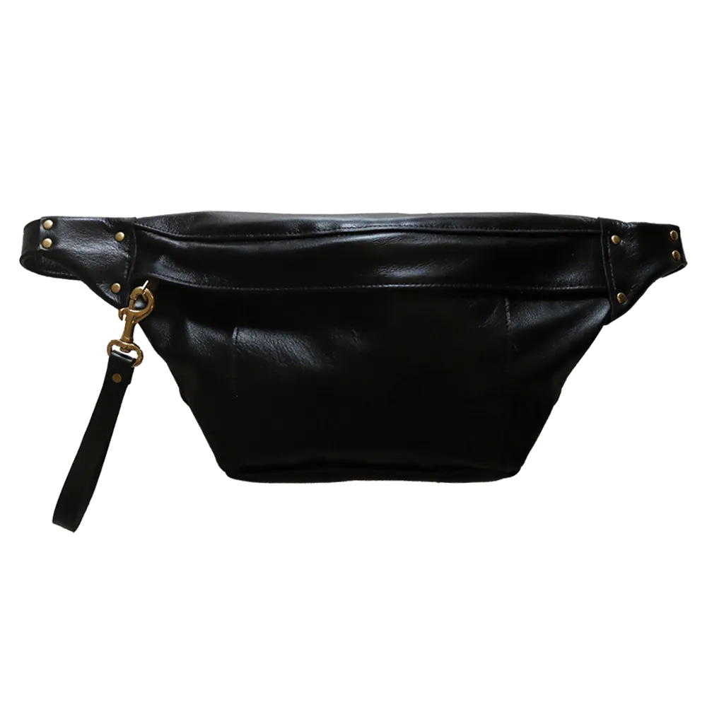 Stevie Belt Bag in Classic Noir