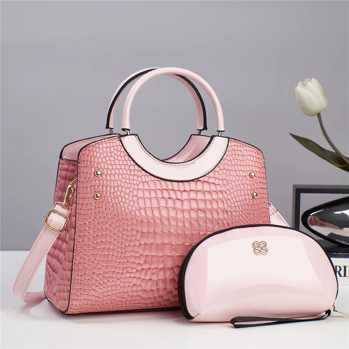 Trendy Women's Cross-body Bag